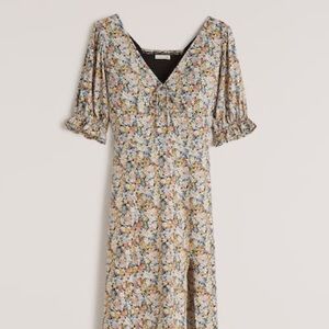 Abercrombie & Fitch 	
Cinched Tie-Front Midi Dress